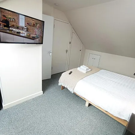 Osney Cypress Studio - Self Contained Studio Flat Oxford Exterior photo